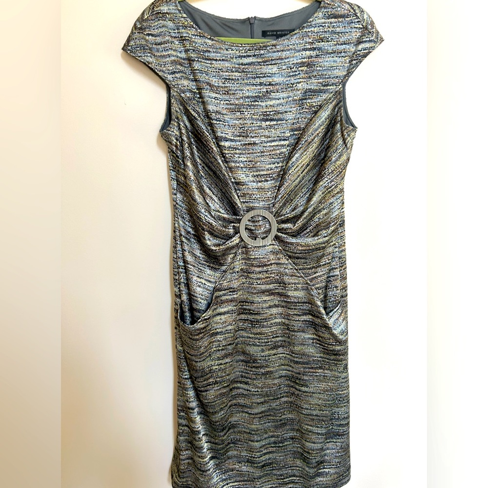 Cute knit dress by David Meister in size 10. Excellent condition